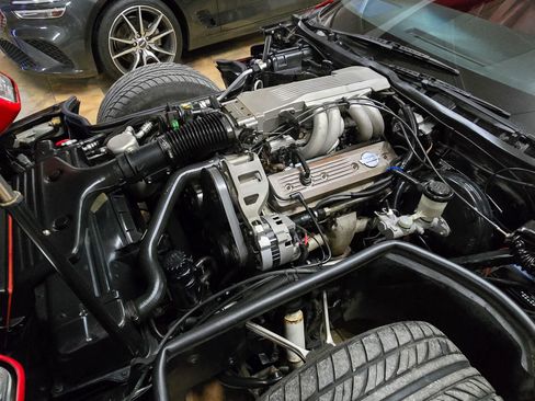 Used 1987 Chevrolet Corvette Convertible image 17