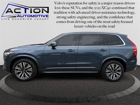 Used 2021 Volvo XC90 T6 Momentum w/ Climate Package image 5