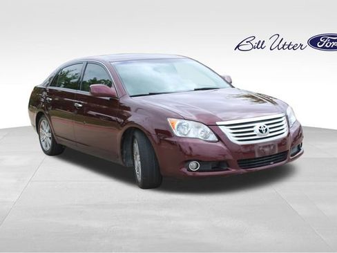 Used 2008 Toyota Avalon Limited image 3