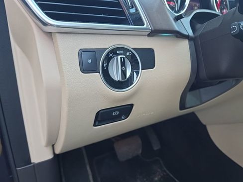 Used 2018 Mercedes-Benz GLE 350 4MATIC w/ Premium 2 Package image 17