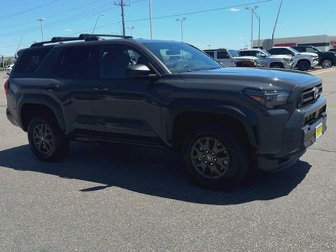 Used 2026 Toyota 4Runner SR5 AWD/4WD image 2