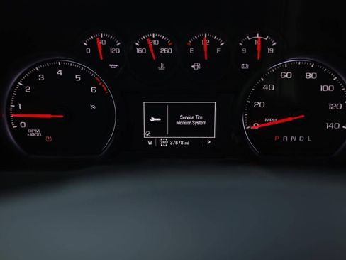 Used 2021 Chevrolet Silverado 1500 Custom Trail Boss w/ LPO, Dark Essentials Package image 13