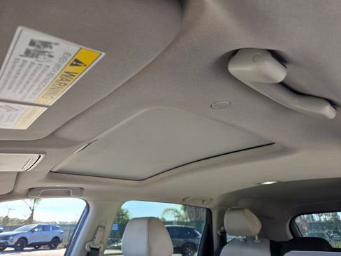 Used 2024 Honda CR-V EX image 11