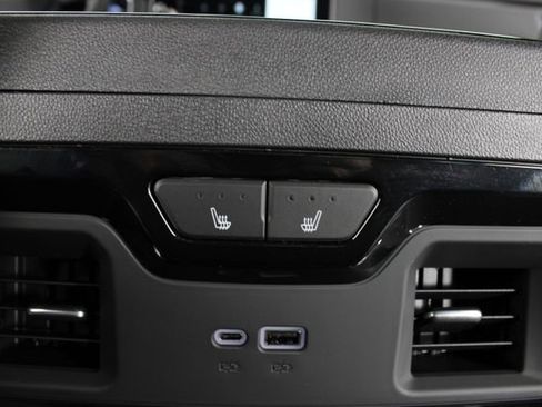 New 2026 GMC Sierra 1500 AT4 w/ AT4 Premium Package AWD/4WD image 23