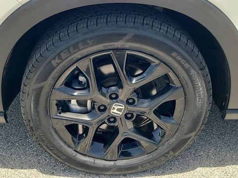 Used 2023 Honda HR-V Sport image 8