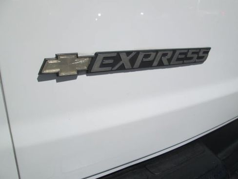 Used 2023 Chevrolet Express 2500 Extended w/ Driver Convenience Package RWD image 7