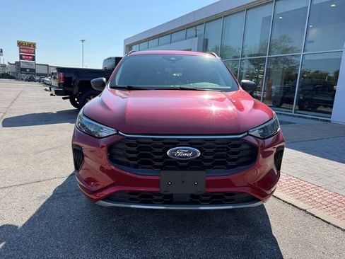 Used 2024 Ford Escape ST-Line AWD/4WD image 2