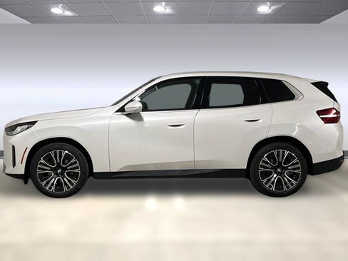 Used 2026 BMW X3 xDrive30i w/ Convenience Package AWD/4WD image 2