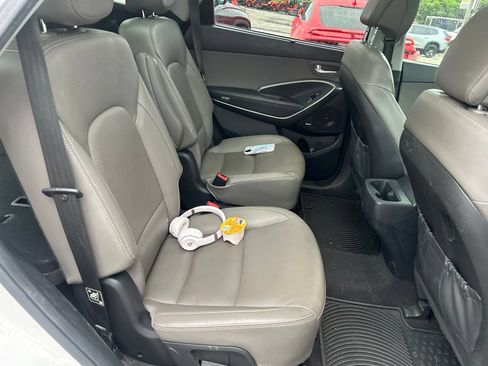 Used 2017 Hyundai Santa Fe Limited AWD/4WD image 22