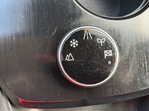 Used 2023 Nissan Rogue S image 50