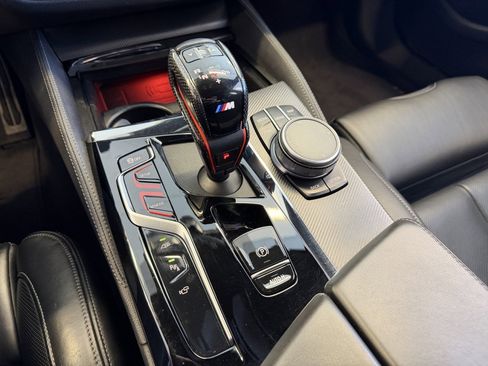 Used 2022 BMW M5 w/ Executive Package image 32
