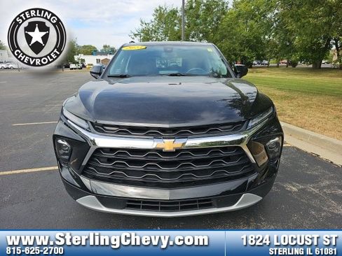 Used 2023 Chevrolet Blazer LT w/ Convenience Package image 2