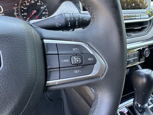 Used 2024 Jeep Compass Latitude AWD/4WD image 26