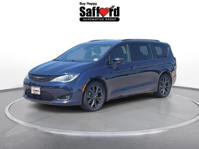 Used 2019 Chrysler Pacifica Touring-L w/ Advanced Safetytec Group