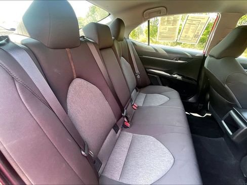 Used 2019 Toyota Camry LE FWD image 26