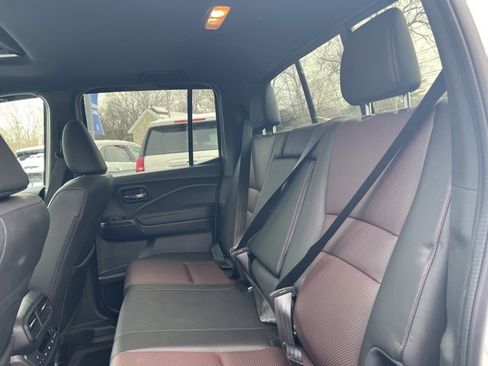 Used 2024 Honda Ridgeline Black Edition image 20