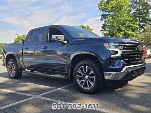 Used 2022 Chevrolet Silverado 1500 LT AWD/4WD image 7