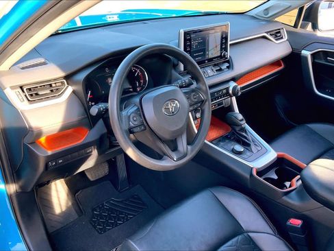 Used 2019 Toyota RAV4 Adventure image 16