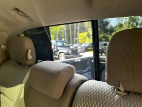 Used 2015 Toyota Tacoma PreRunner w/ SR5 Package image 22