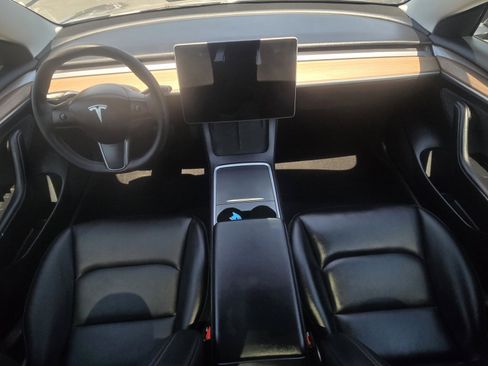 Used 2023 Tesla Model 3 Standard Range RWD image 9