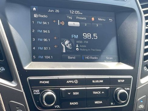 Used 2017 Hyundai Santa Fe Sport FWD image 18