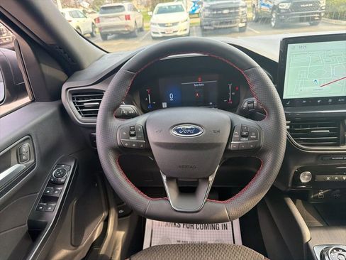 Used 2026 Ford Escape ST-Line w/ Tech Pack #1 image 3