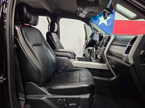 Used 2018 Ford F250 Lariat w/ Lariat Value Package AWD/4WD image 70
