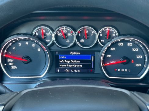 Used 2020 Chevrolet Silverado 1500 LT image 22