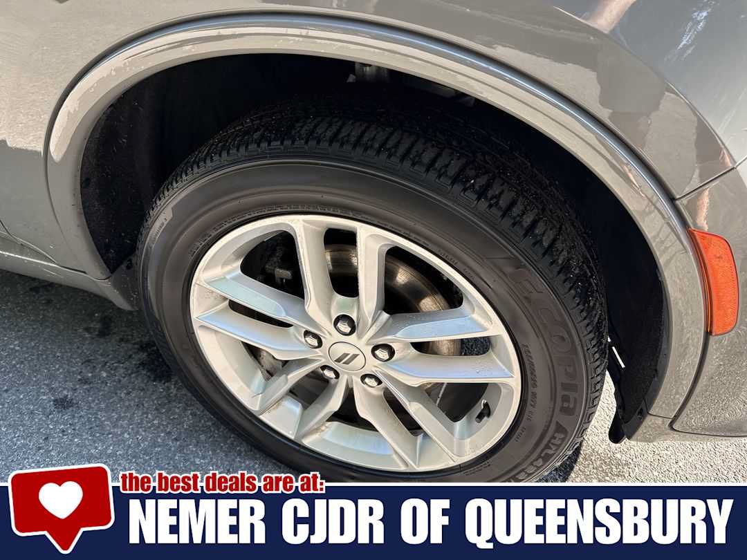 Certified 2025 Dodge Durango GT AWD/4WD image 10