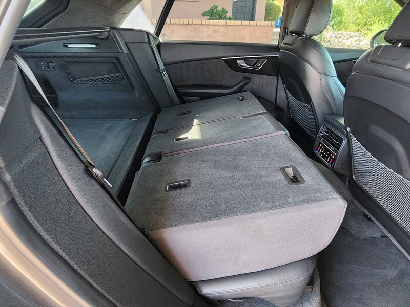 Used 2019 Audi Q8 Prestige w/ Luxury Package AWD/4WD image 99