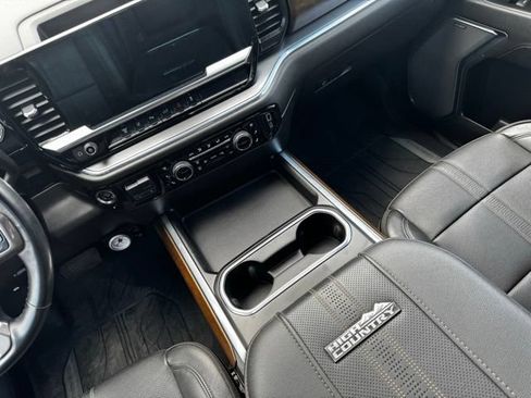 Used 2024 Chevrolet Silverado 3500 High Country w/ High Country Premium Package AWD/4WD image 18