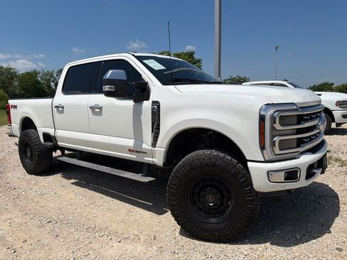 Used 2023 Ford F250 Platinum AWD/4WD image 15