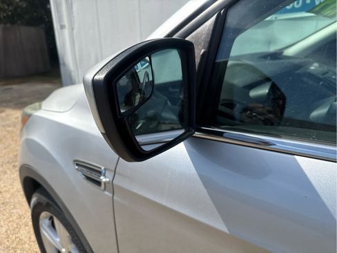 Used 2014 Ford Escape SE image 15