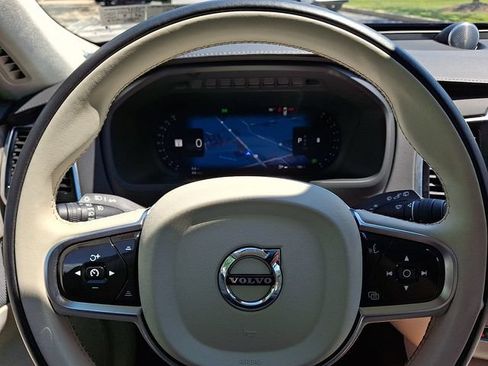 Used 2024 Volvo XC90 B6 Ultimate w/ Lounge Package AWD/4WD image 20