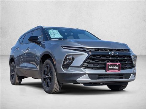 New 2026 Chevrolet Blazer LT w/ Midnight/Sport Edition image 3