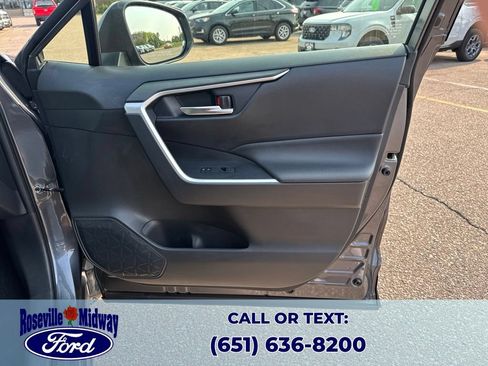 Used 2023 Toyota RAV4 SE AWD/4WD image 36