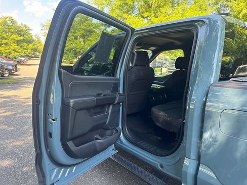 Used 2023 Ford F150 XLT AWD/4WD image 16