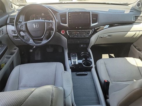Used 2016 Honda Pilot Elite image 5