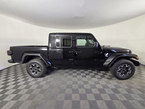 New 2026 Jeep Gladiator Sport image 4