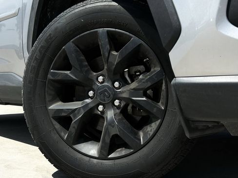Used 2024 Toyota RAV4 LE FWD image 11