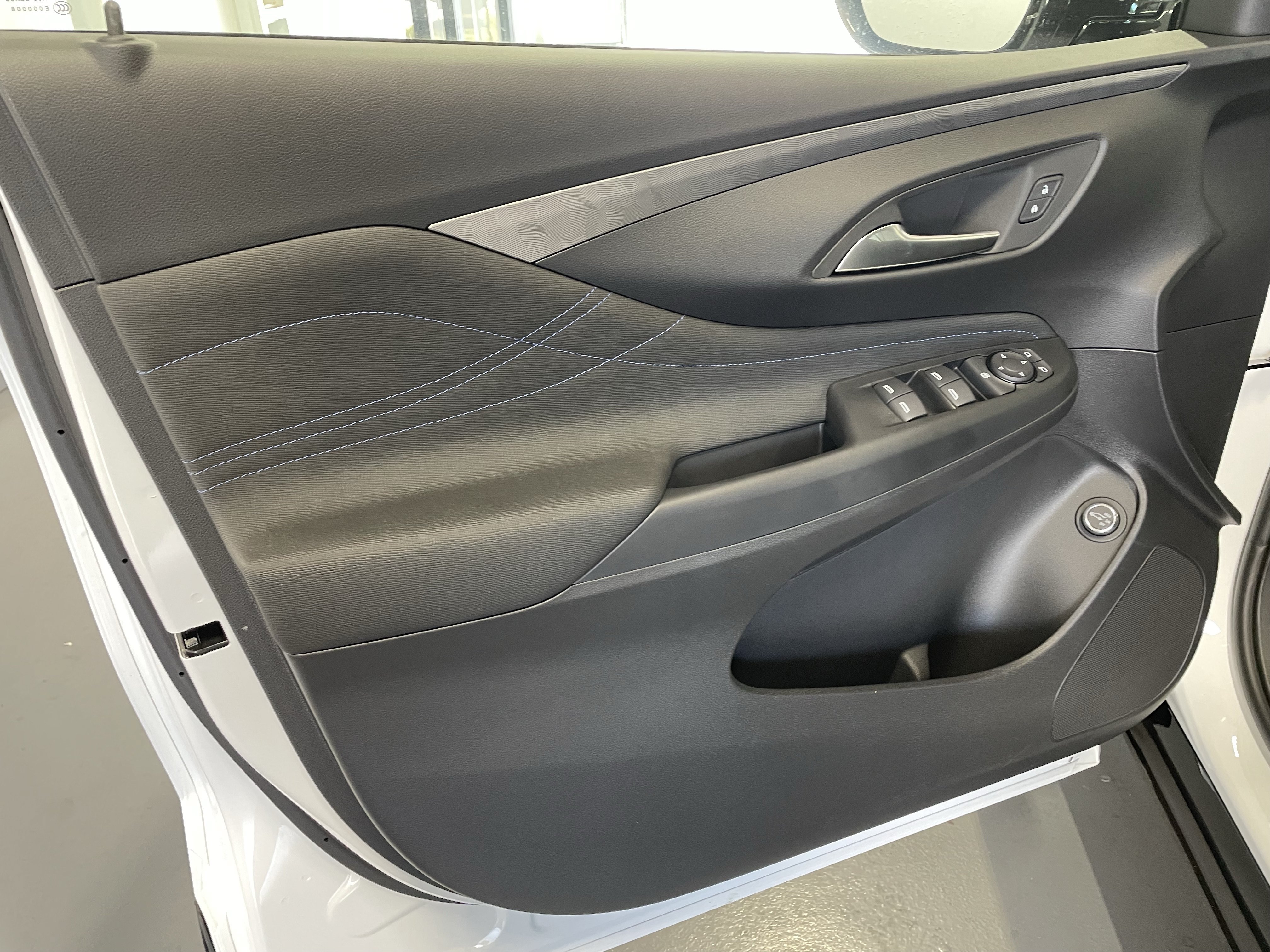 New 2026 Buick Envista Sport Touring w/ Convenience I Package FWD image 13