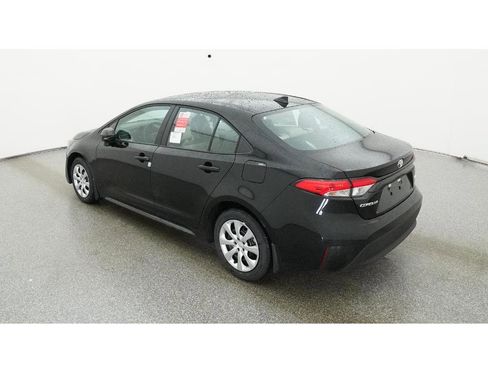New 2026 Toyota Corolla LE image 5