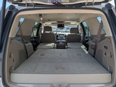 Used 2017 Chevrolet Tahoe Premier AWD/4WD image 27