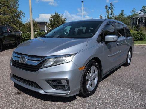 Used 2018 Honda Odyssey EX image 2