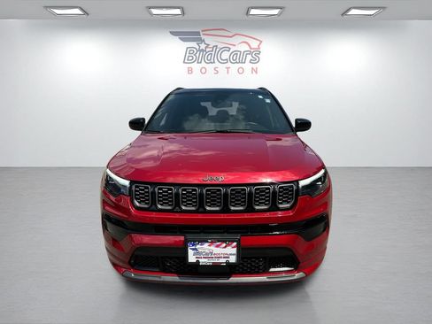 Used 2024 Jeep Compass Limited w/ High Altitude Package AWD/4WD image 2
