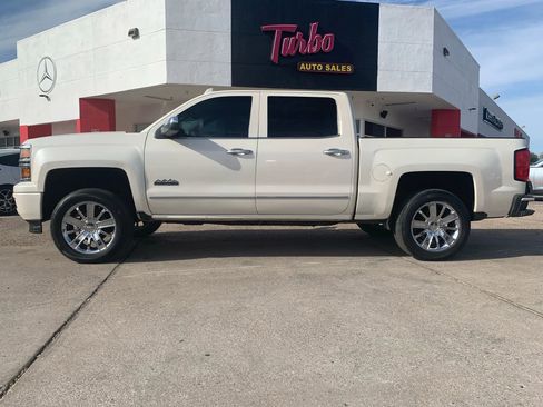 Used 2015 Chevrolet Silverado 1500 High Country w/ High Country Premium Package image 8