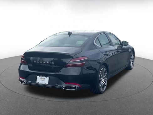 Used 2025 Genesis G70 2.5T image 12