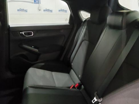 Used 2022 Honda Civic Sport image 16