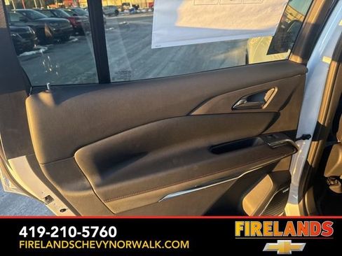 New 2026 Chevrolet Traverse RS w/ LPO, Floor Liner Package image 37