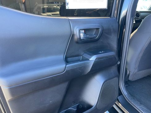 Used 2021 Toyota Tacoma SR5 image 19